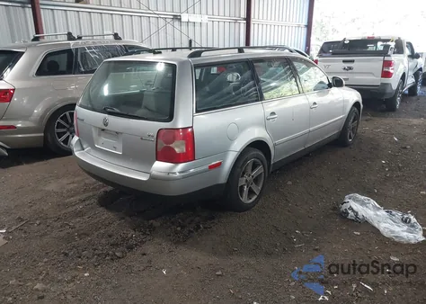 2004 Volkswagen Passat Glx z USA, uszkodzony, nr VIN WVWYH63B24E174284